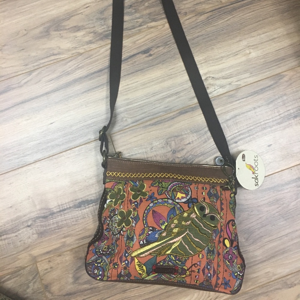 !NWT! Sakroots artist circle crossbody bag